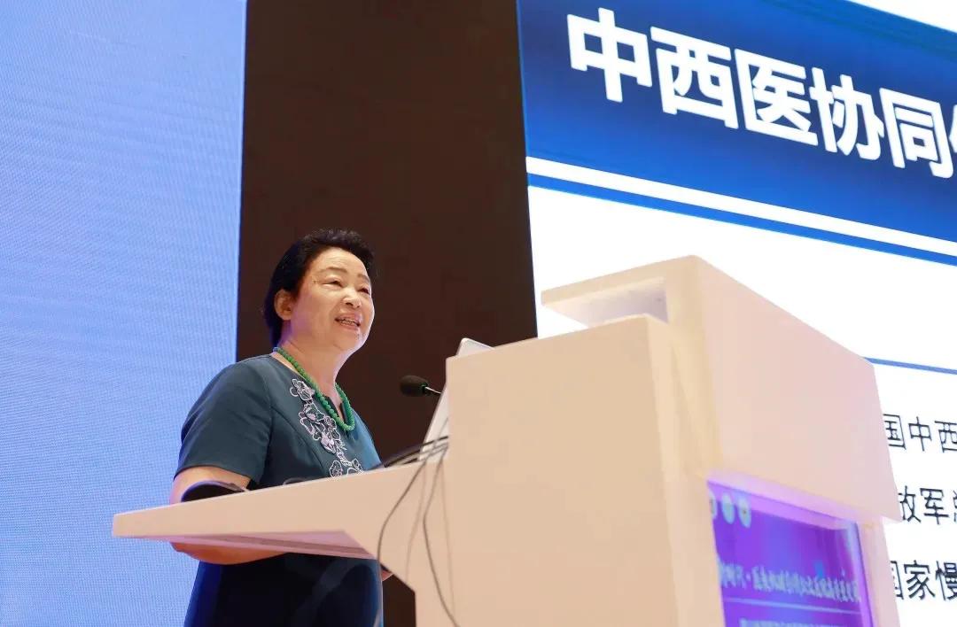 陈香美院士出席pp电子官方网站附属医院医联体联盟2021年会/四川省医院协会中医医院分会第三次学术会议