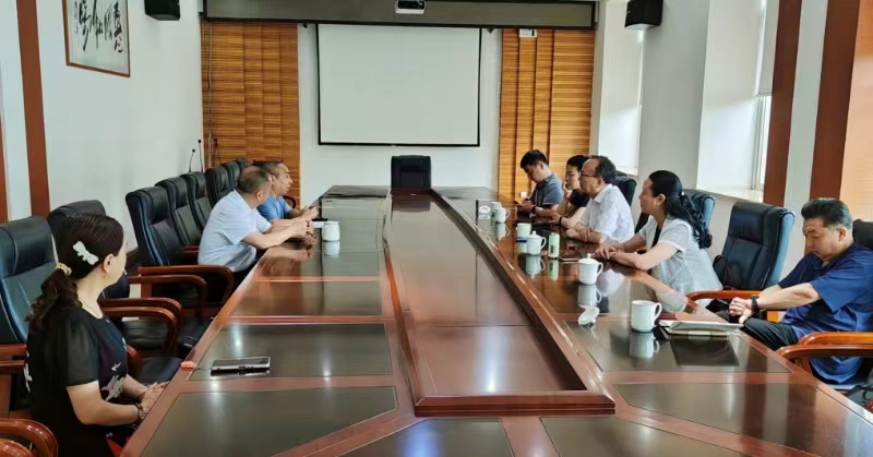 019ba666e5334360ba62307991ce1b56.jpg 019ba666e5334360ba62307991ce1b56.jpg